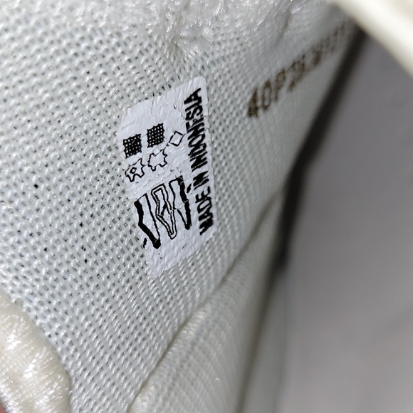 ECCO Soft 5 Toggle Slip On Sneakers Size 9 Women's - Picture 6 of 8